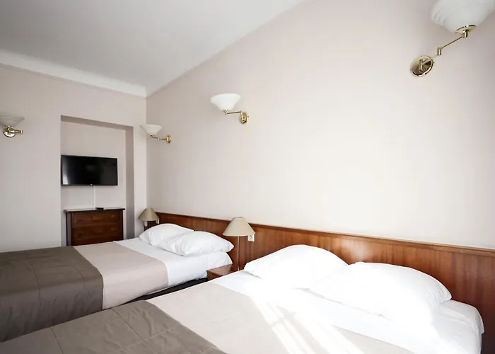 De L' Esplanade Hotell 3*