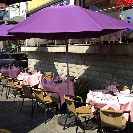 Hotel De L' Esplanade